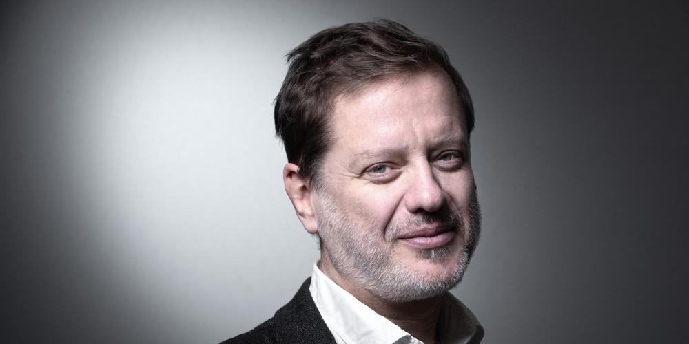 Alexis Jenni : Le romancier raconte, donc il ment